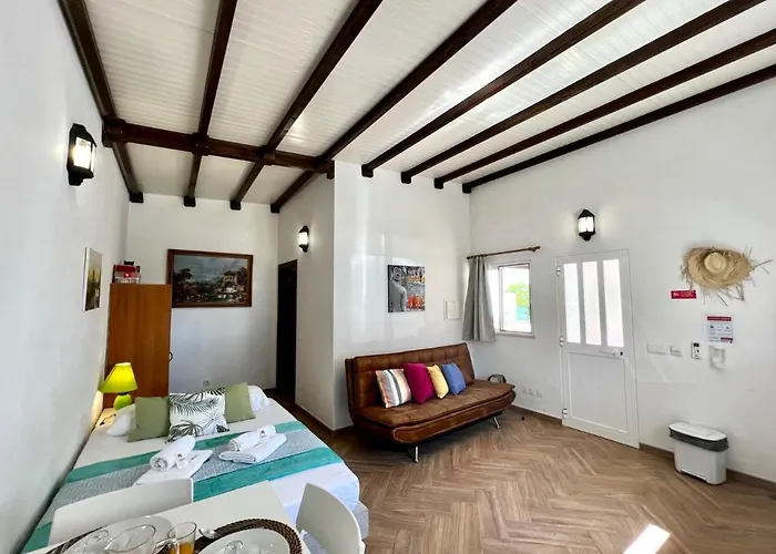 Formosa 1 With Pool By Homing *