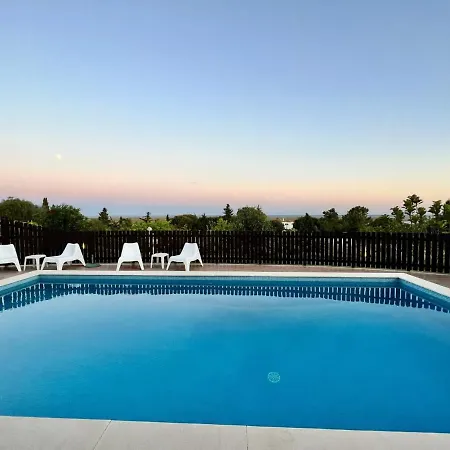 Formosa 1 With Pool By Homing Ταβίρα