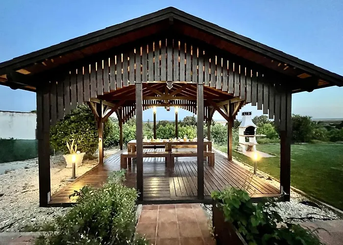 Formosa 1 With Pool By Homing Tavira